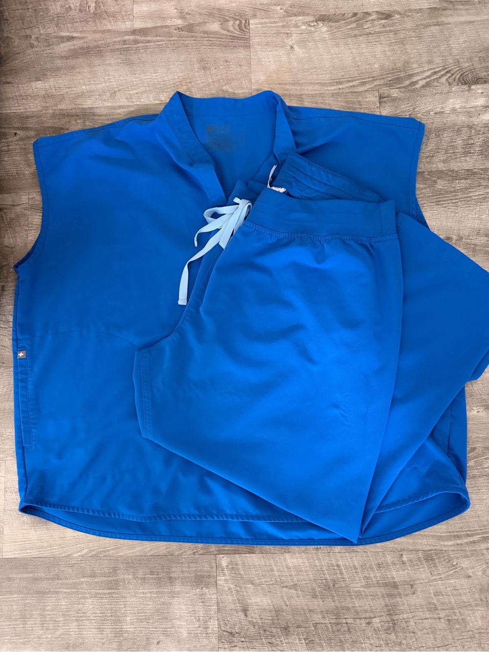 Figs Women's Royal Blue Scrub Set